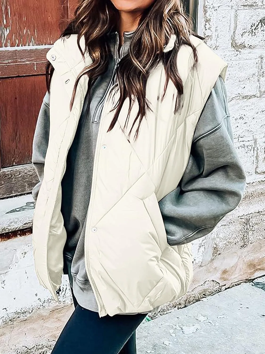 MEROKEETY Women's 2024 Winter Puffer Vest Quilted Stand Collar Zip Up Padded Gilet Coat with Pockets