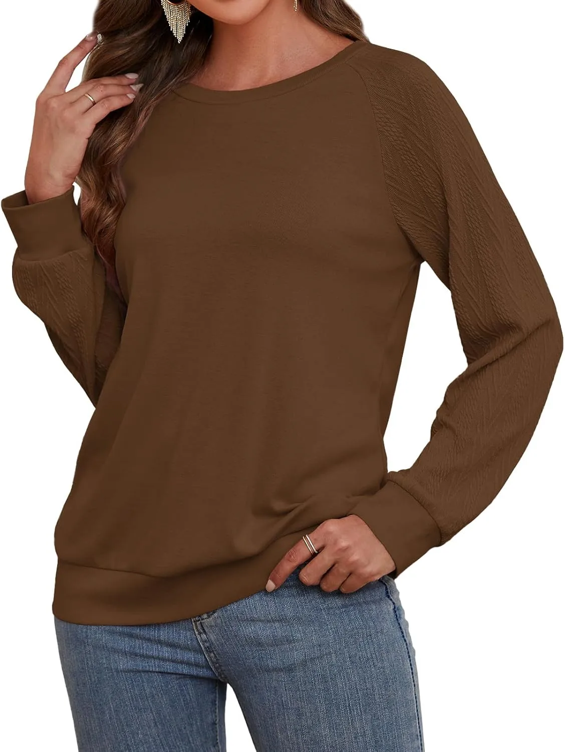 Shirts for Women Lightweight Business Casual Long Sleeve Crewneck Tops Womens Fashion 2025