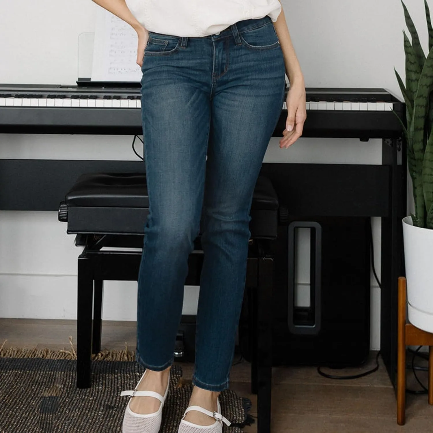 Straight Leg Jeans for Women Stretchy High Waisted Bootcut Jeans Y2K Cute Slim Fit Vintage Pull On Denim Pants