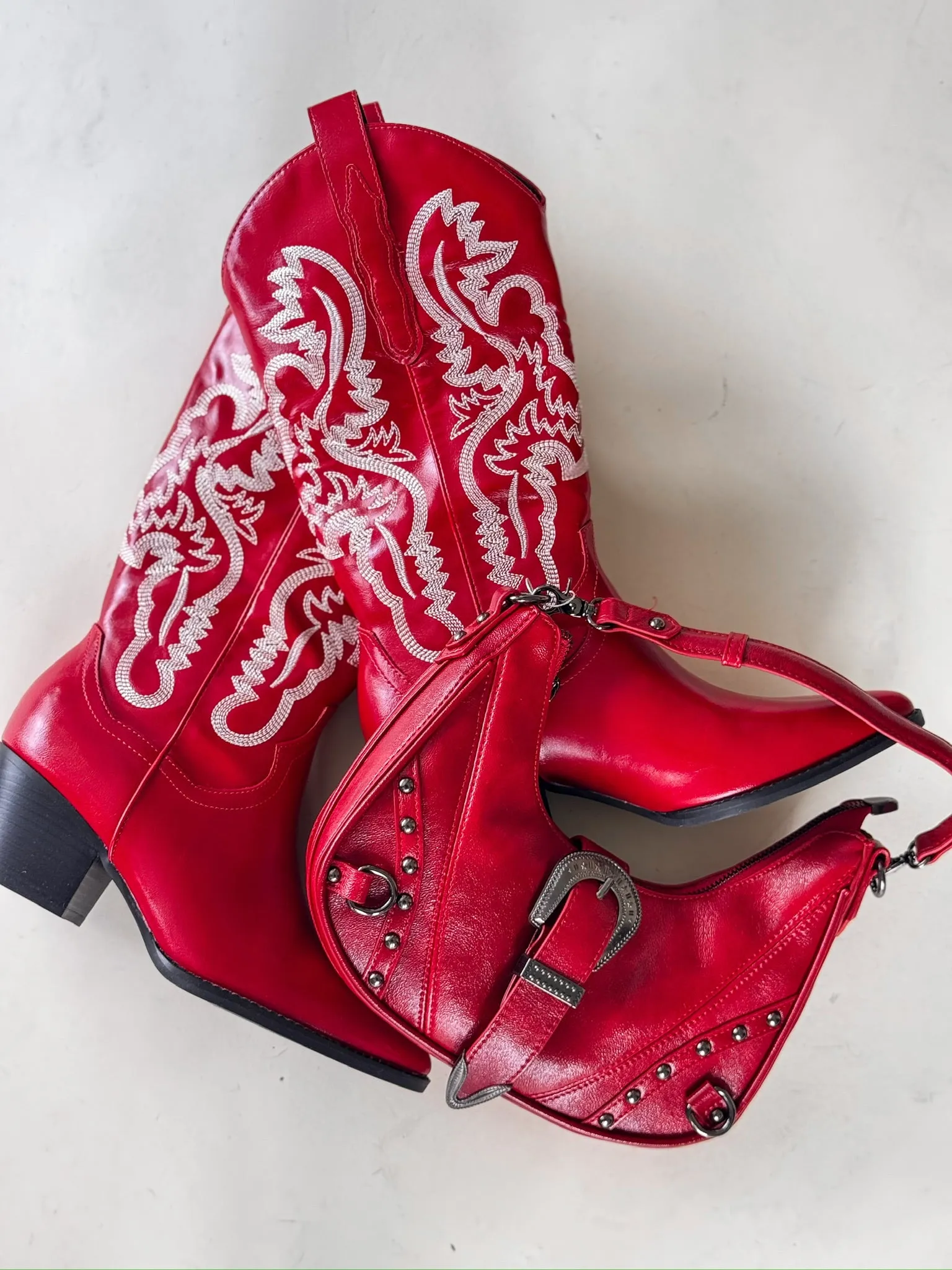 The Amaya Boots (Cherry)