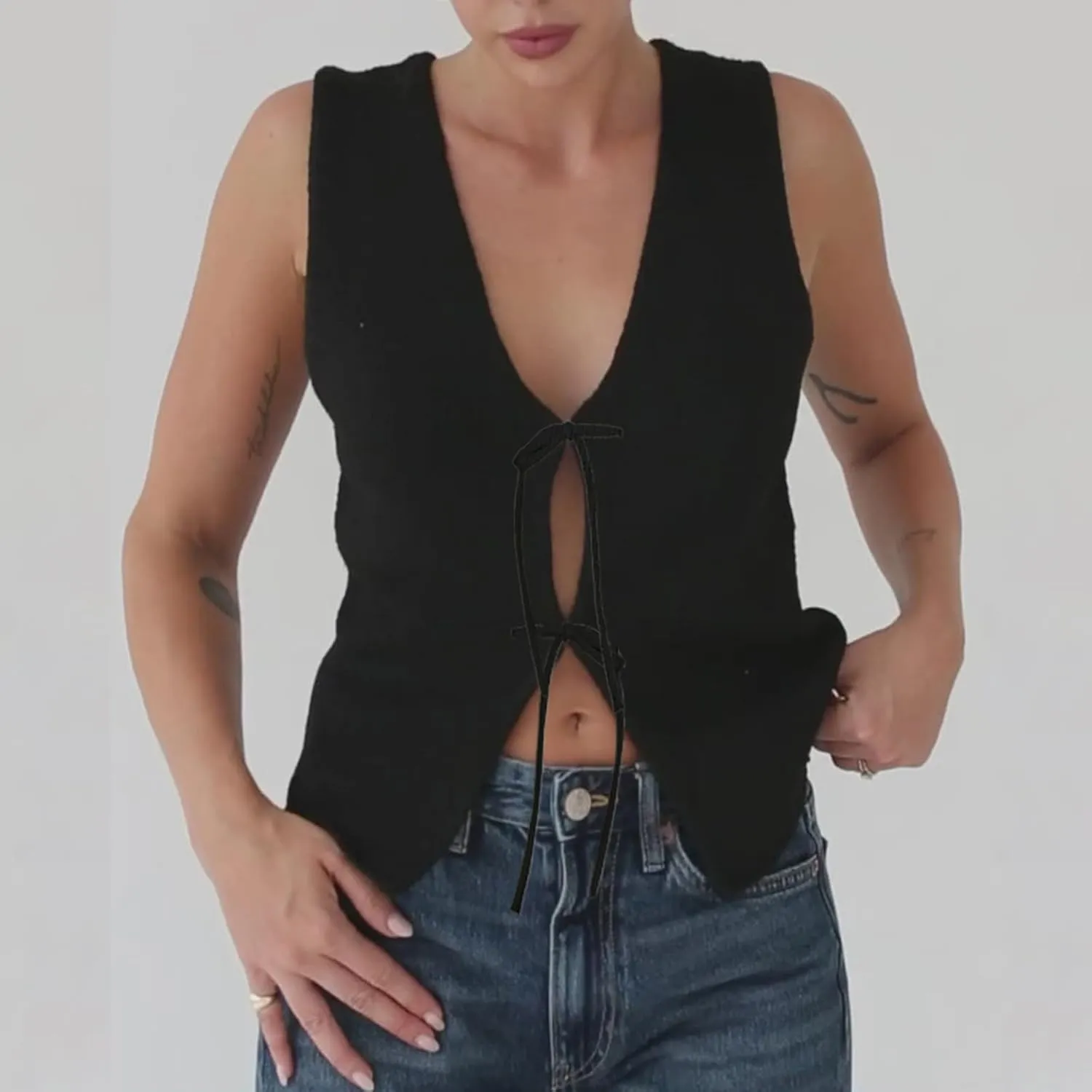 Women Sleeveless Knit Vest Top V Neck Open Front Tie Up Crochet Crop Top Casual Vintage Y2k Sweater