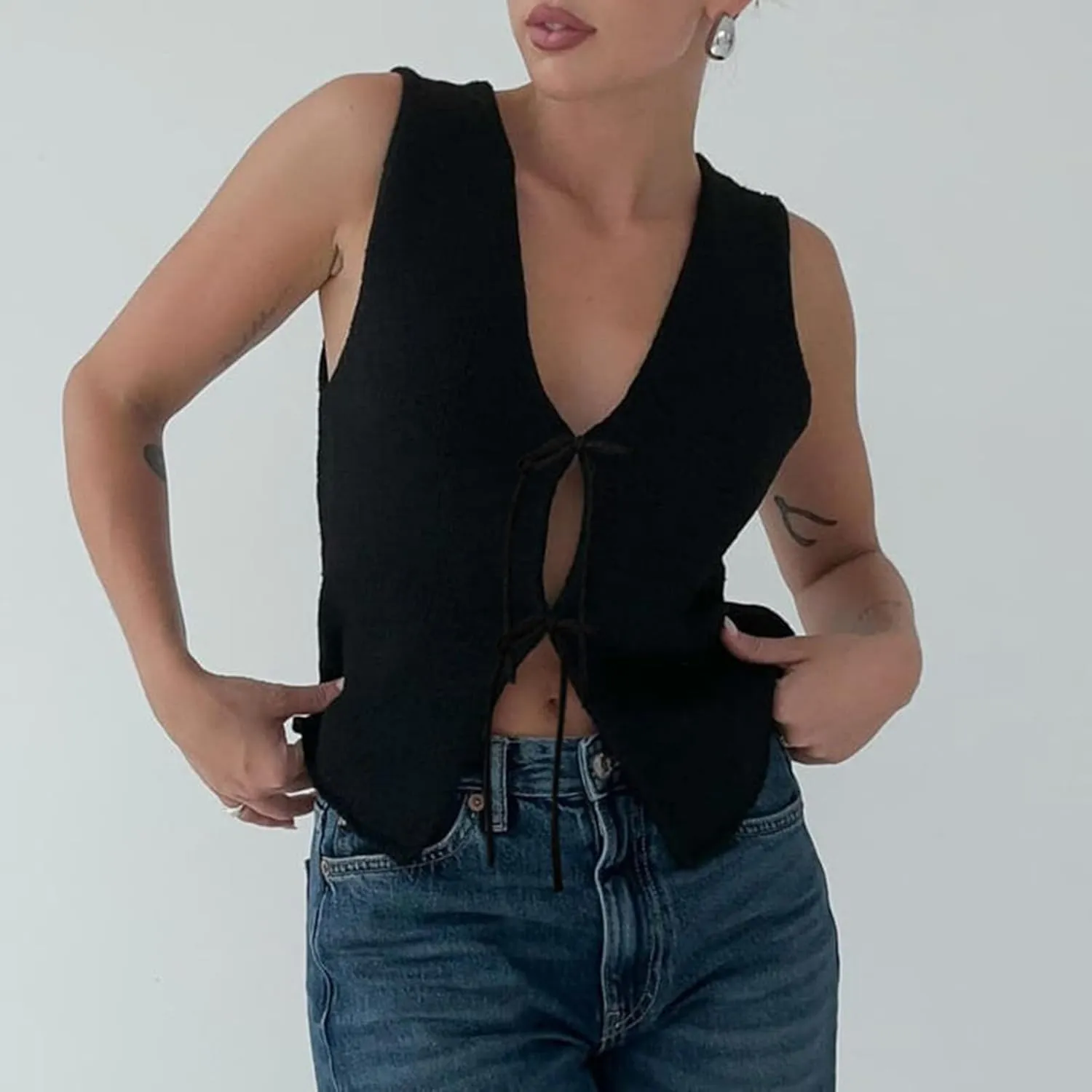Women Sleeveless Knit Vest Top V Neck Open Front Tie Up Crochet Crop Top Casual Vintage Y2k Sweater