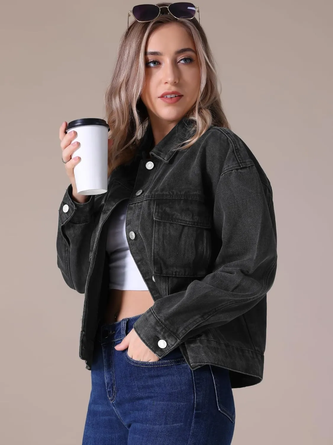 Women's Denim Jacket Button Down Cargo Pockets Casual Denim Shacket Western Outfits 2025 Jean Jackets