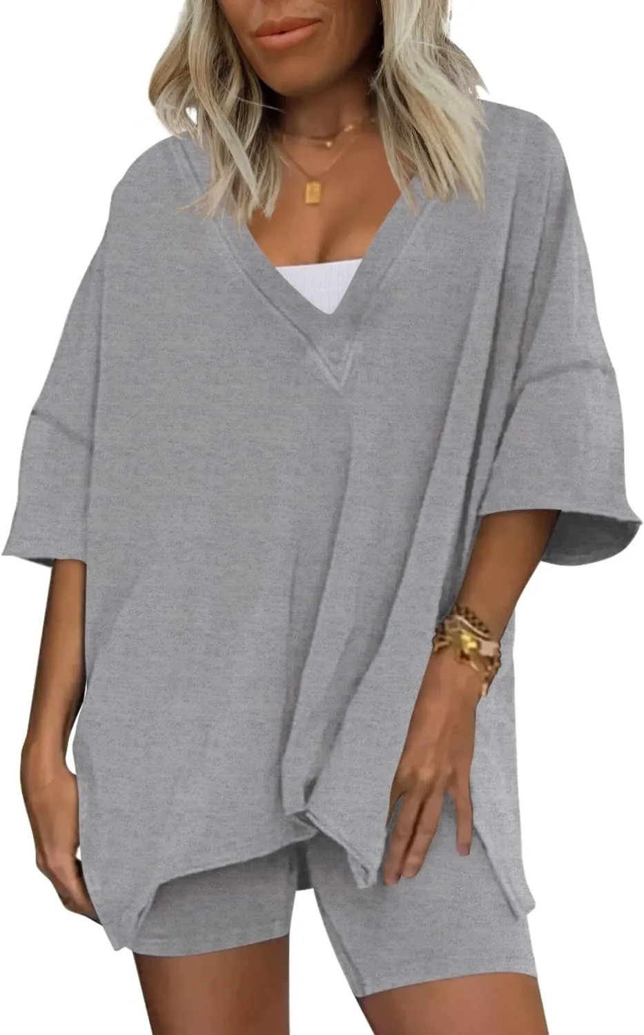 Yanekop Womens Oversized 2 Piece Outfit Sets Reversible V Neck T Shirt Biker Shorts Sports Tracksuit